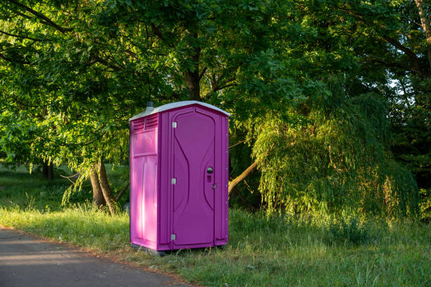 Porta potty delivery and setup in Waldo, AR